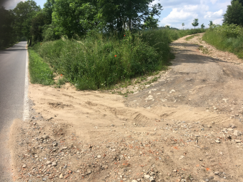 Obnova původního terasovitého svahu na poli IMG_4281.png.