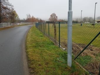 Rozšíření parkoviště vedle sportovního areálu v Semicích 20211113_112011.jpg.